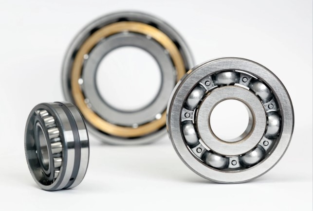 Як вибрати тип роликового підшипника: циліндричний, конічний, сферичний – короткий гід